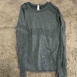 gray athleta long sleeve